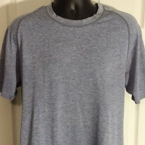 Lululemon T-shirt